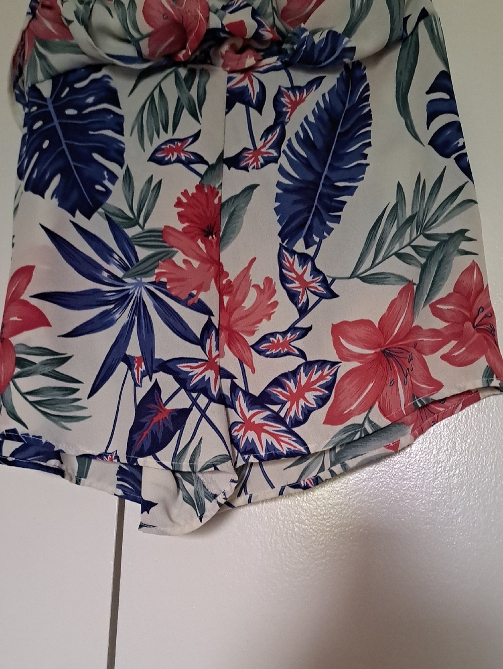 Timing White High-Low Skirt with Pink Floral & Navy Leaves - Picture 5 of 7
